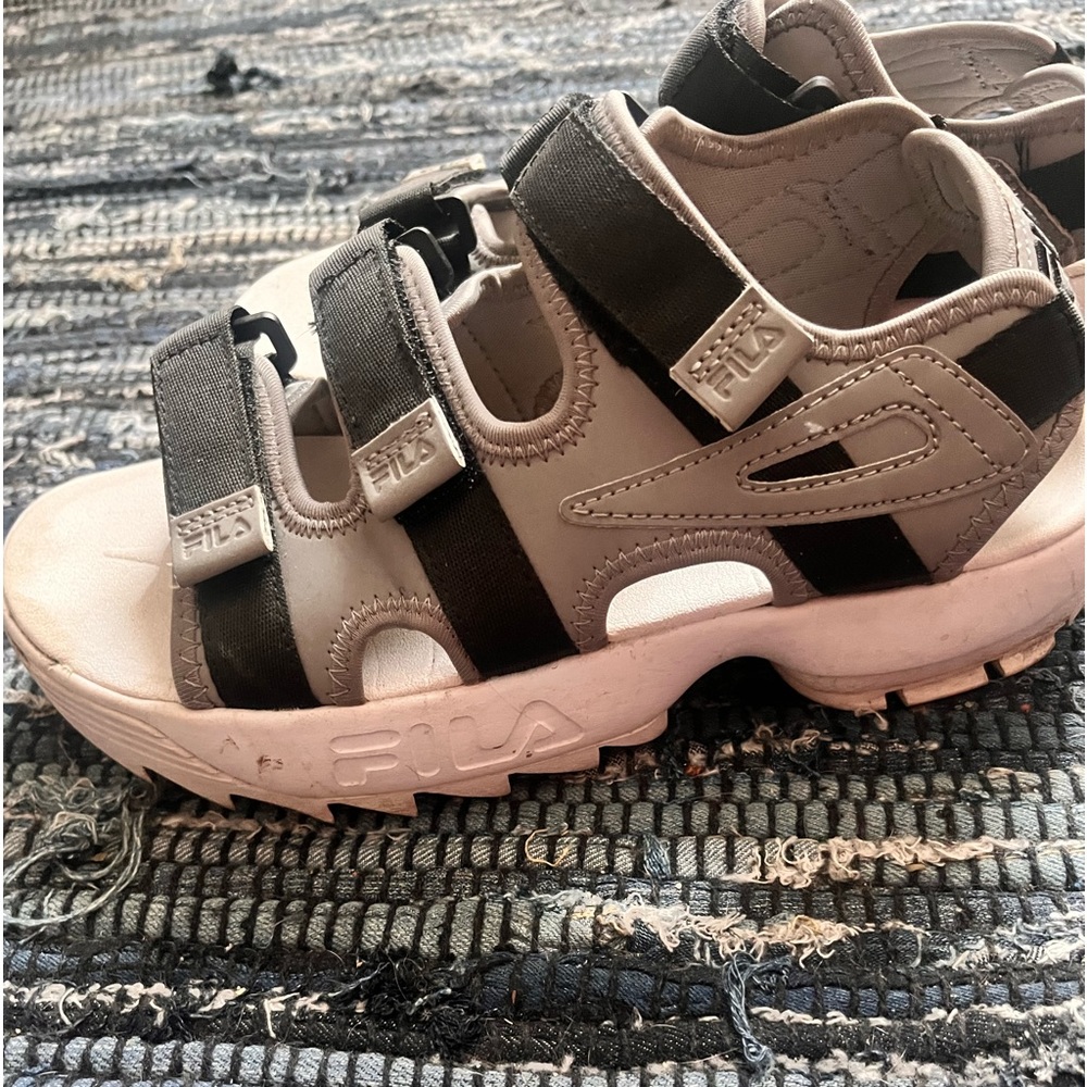 Fila Reflective Gray Disruptor Sandals 7
